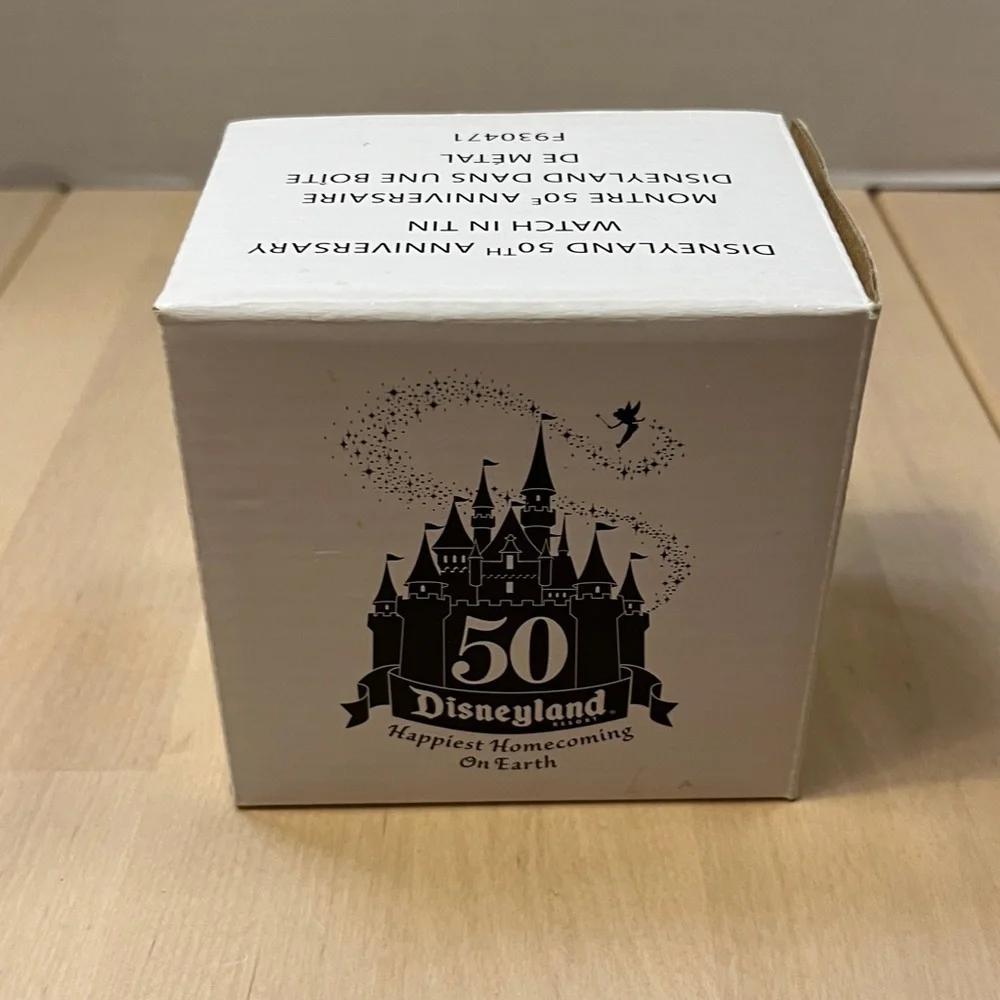 2005 Disneyland 50th Anniversary Watch in Tin, New in box w/ new battery, works